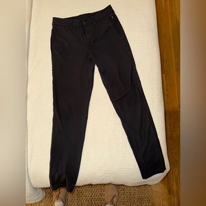 Lululemon Commission Slim-Fit Pant 32"
Warpstreme in Obsidian